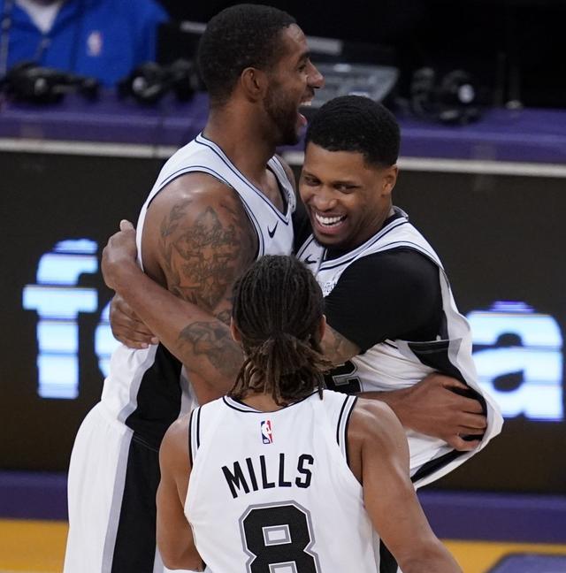 中国女子佩 中国女子佩