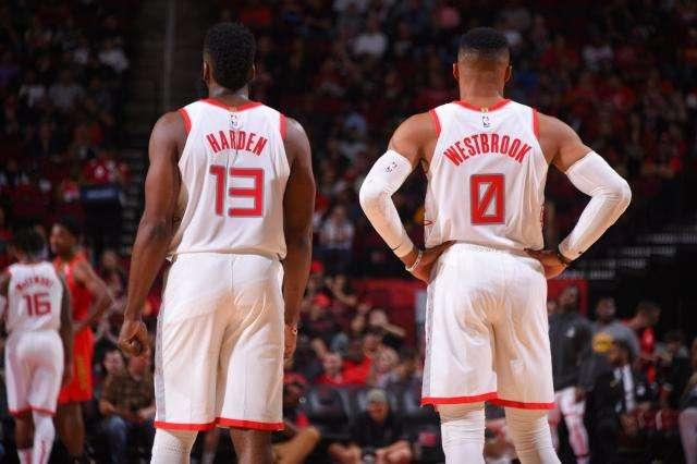 英超联赛中 英超联赛中