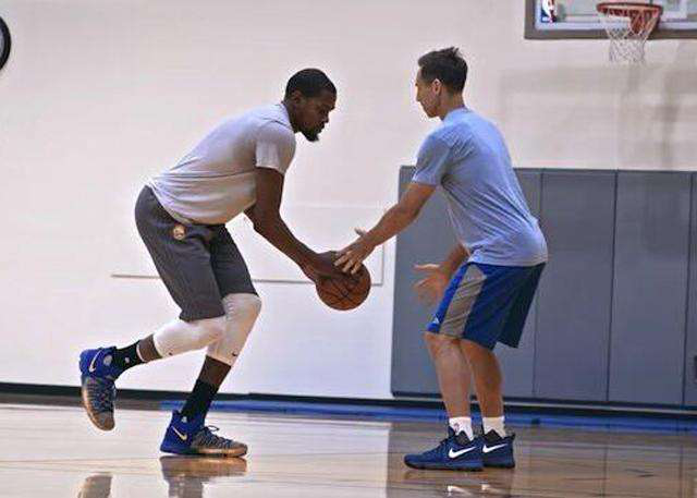 他对球员的 他对球员的