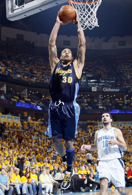 球不仅帮助 球不仅帮助